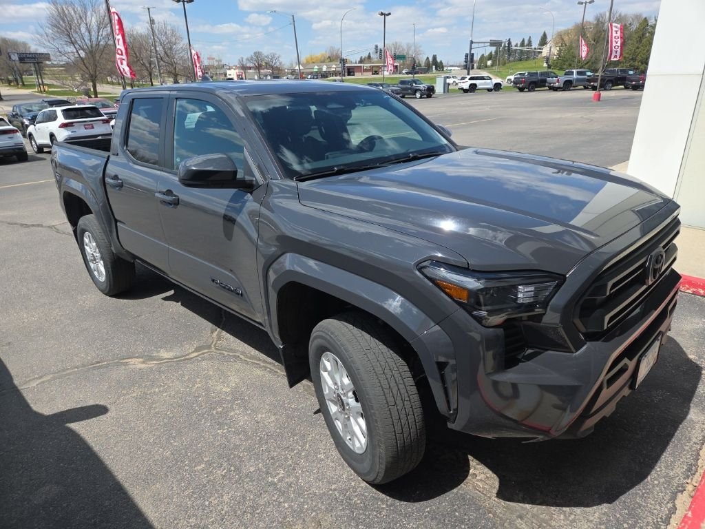 toyota tacoma 2024 3TMLB5JN3RM026102 image toyota tacoma 2024 3TMLB5JN3RM026102 image