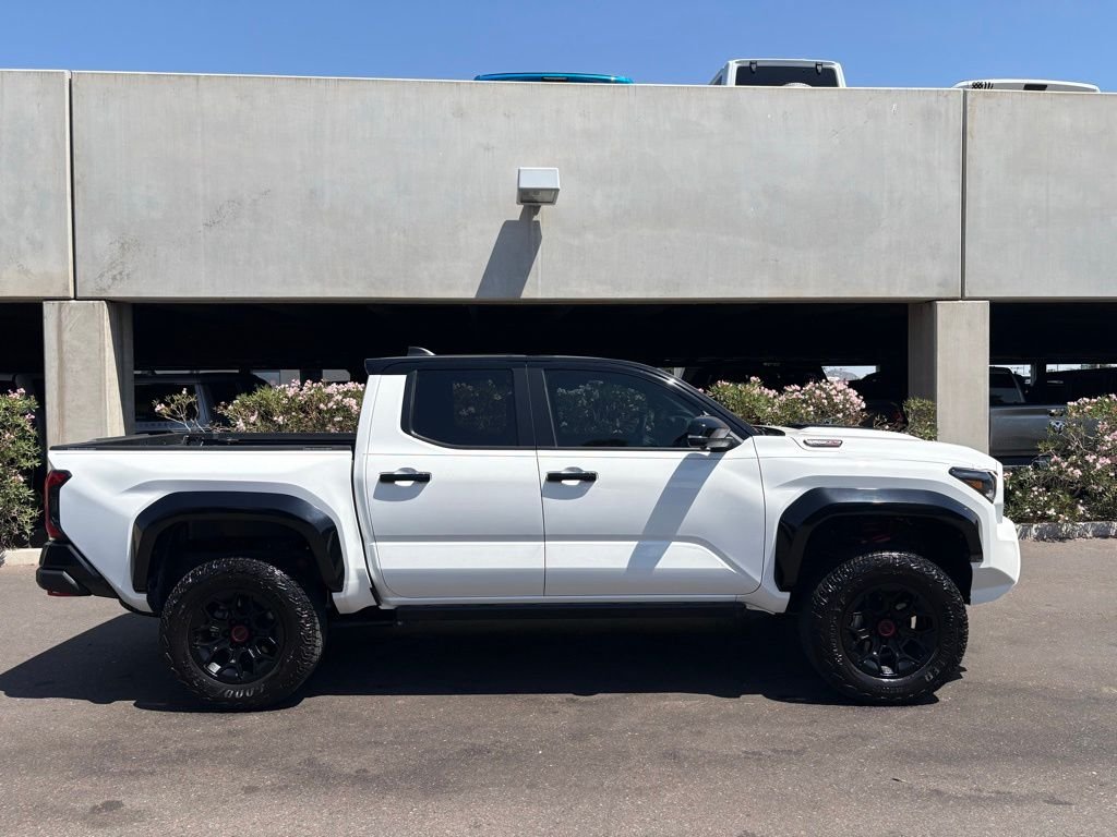 toyota tacoma 2024 3TYLC5LN4RT004902 image toyota tacoma 2024 3TYLC5LN4RT004902 image