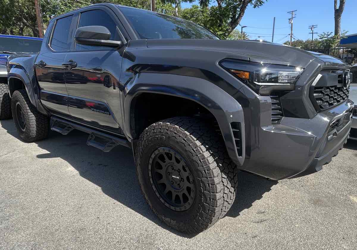 toyota tacoma 2024 3TMLB5JN1RM044968 image toyota tacoma 2024 3TMLB5JN1RM044968 image