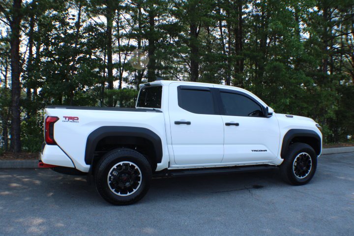 toyota tacoma 2024 3TYLC5LN6RT002066 image toyota tacoma 2024 3TYLC5LN6RT002066 image