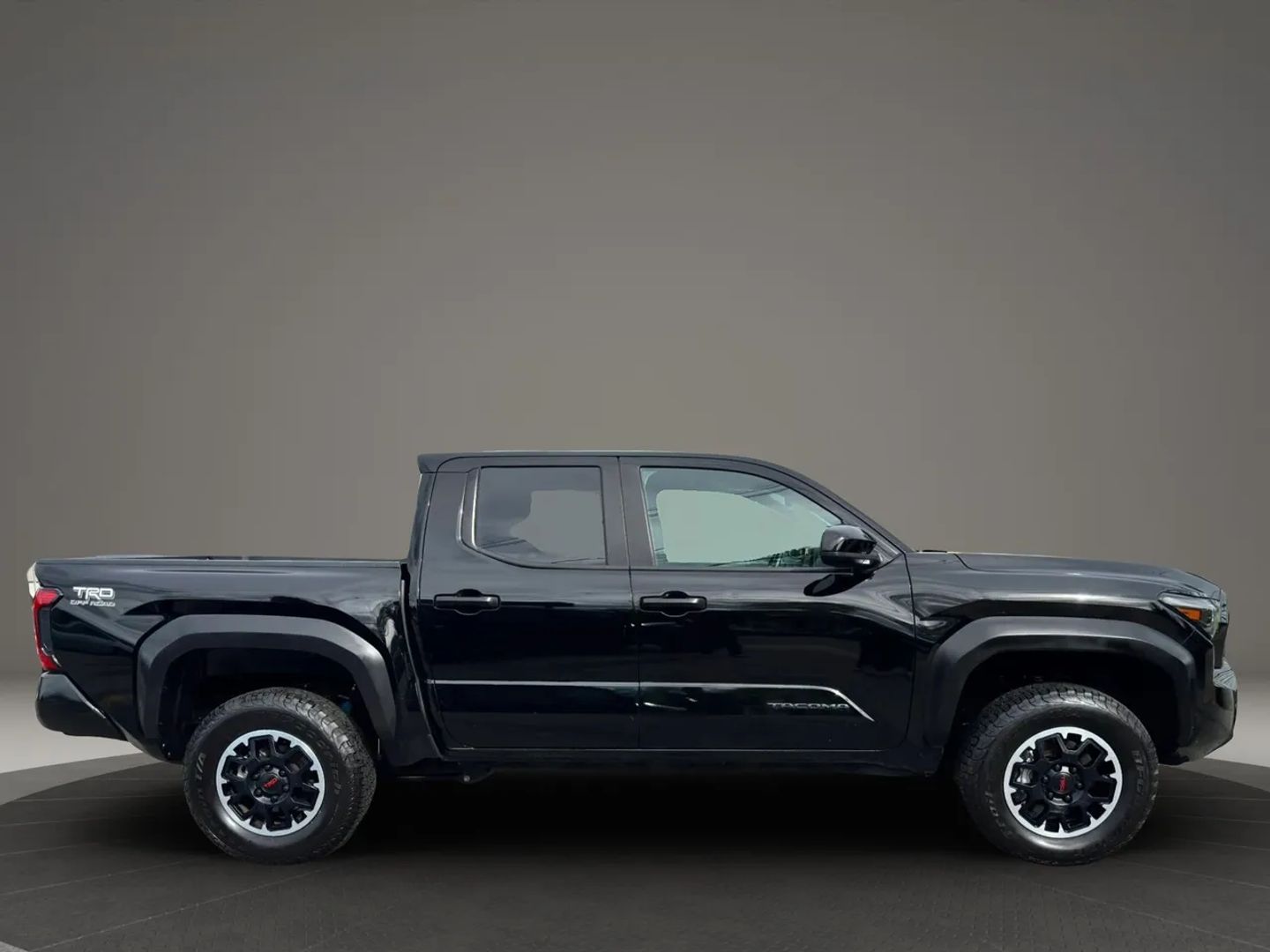 toyota tacoma 2024 3TYLB5JN8RT011258 image toyota tacoma 2024 3TYLB5JN8RT011258 image