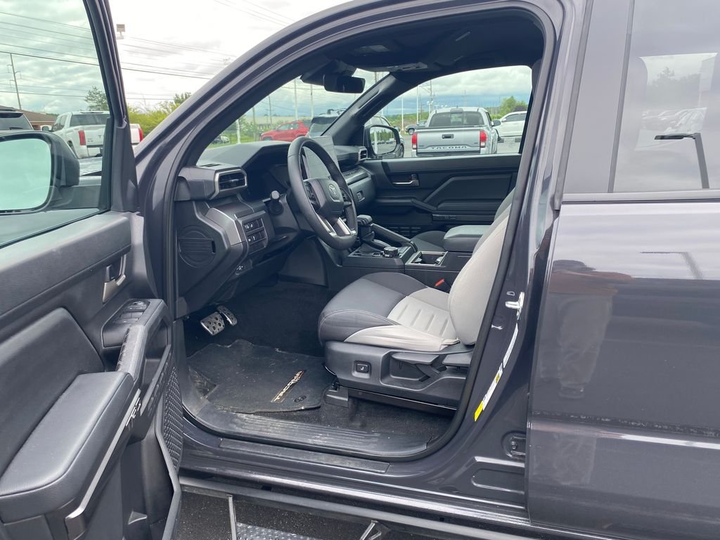toyota tacoma 2024 3TMLB5JN6RM026546 image toyota tacoma 2024 3TMLB5JN6RM026546 image