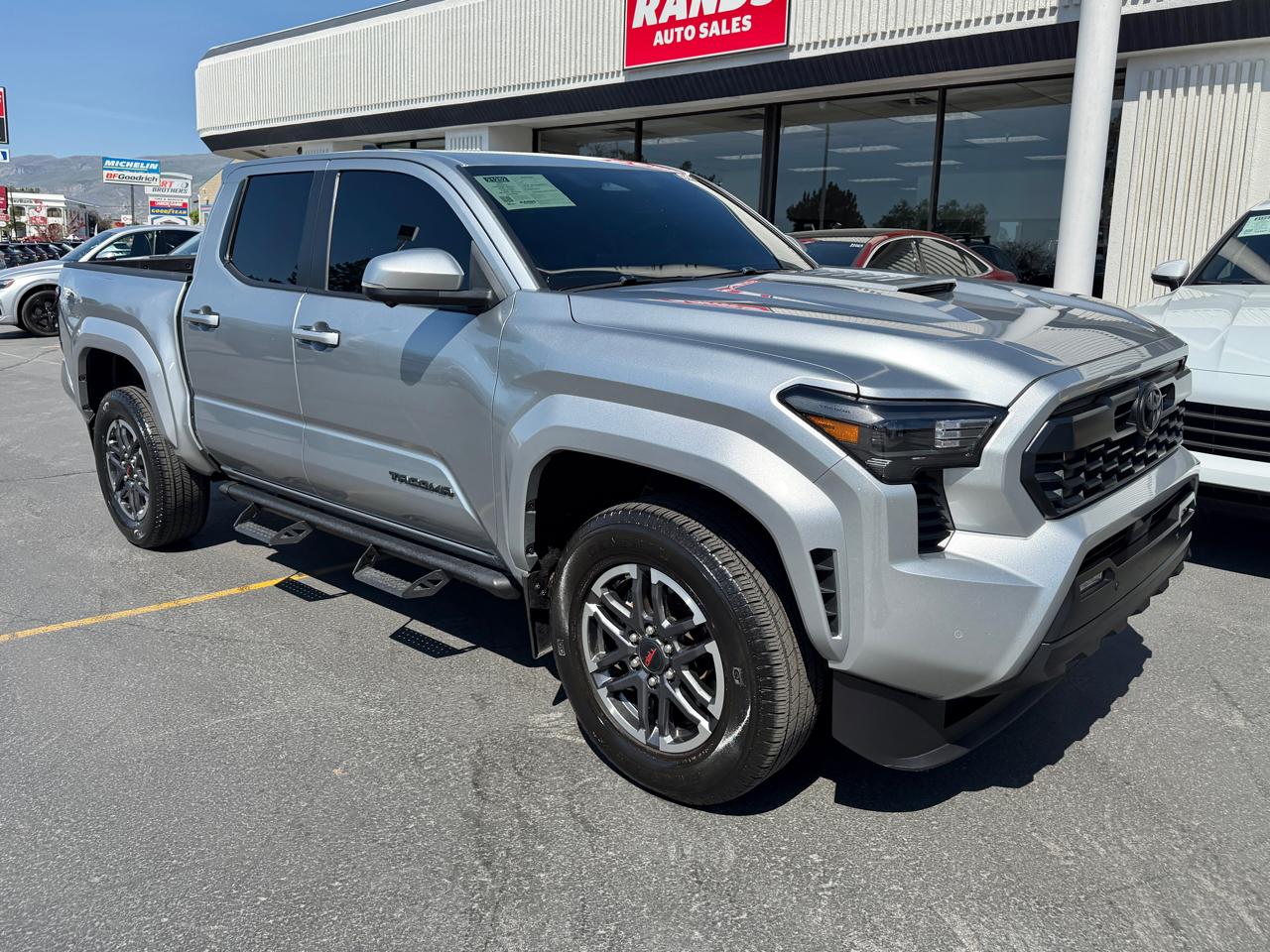 toyota tacoma 2024 3TMLB5JNXRM048209 image toyota tacoma 2024 3TMLB5JNXRM048209 image
