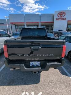 toyota tacoma 2024 3TMLB5JN7RM049852 image toyota tacoma 2024 3TMLB5JN7RM049852 image