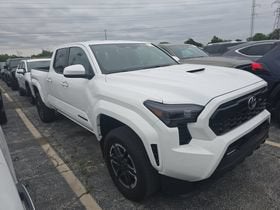 toyota tacoma 2024 3TMLB5JN2RM000056 image toyota tacoma 2024 3TMLB5JN2RM000056 image