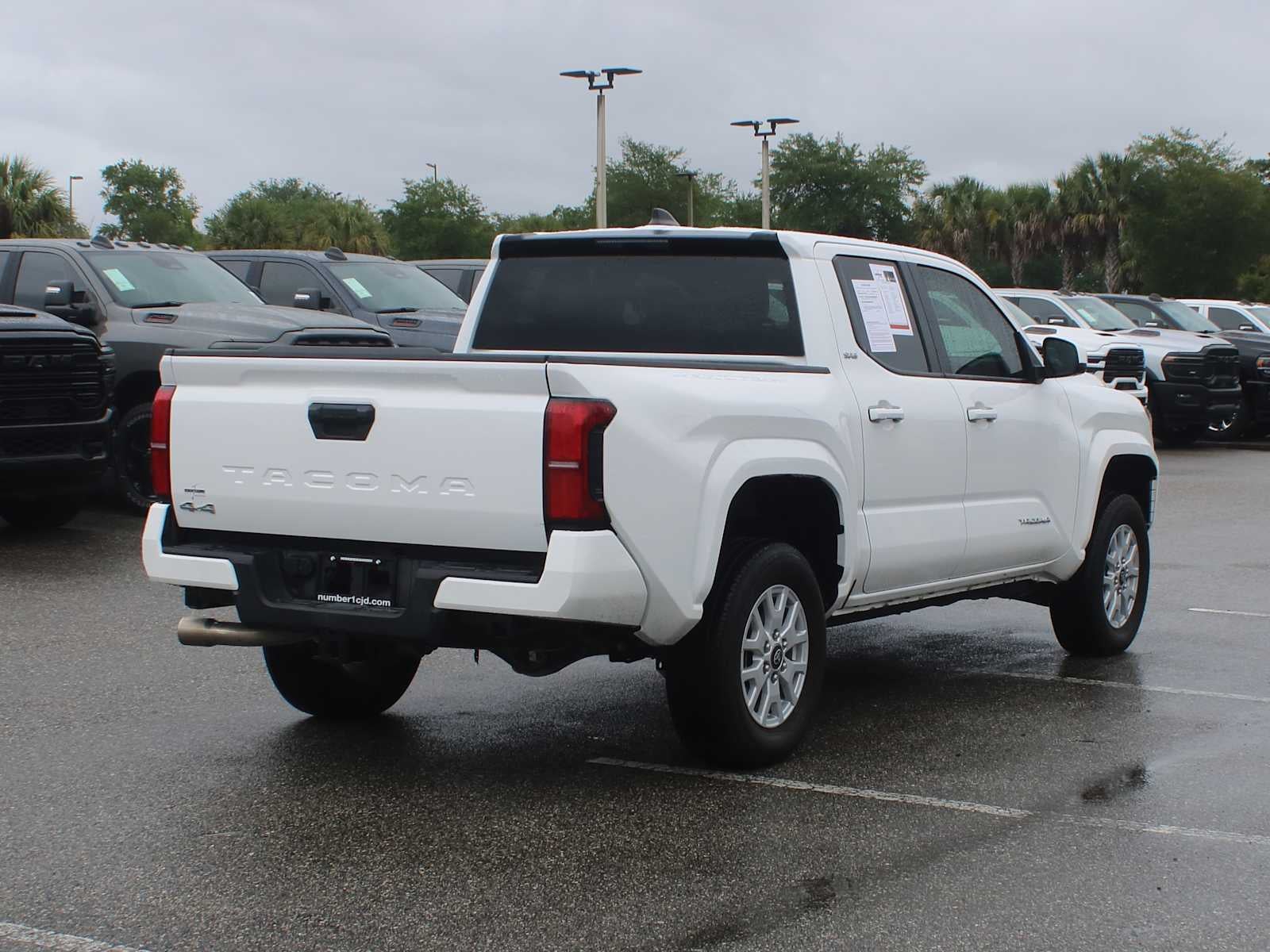 toyota tacoma 2024 3TYLB5JN0RT060101 image toyota tacoma 2024 3TYLB5JN0RT060101 image
