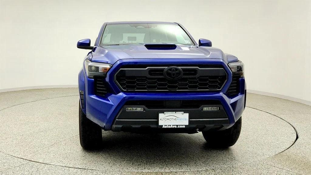 toyota tacoma 2024 3TMLB5FN2RM012359 image toyota tacoma 2024 3TMLB5FN2RM012359 image
