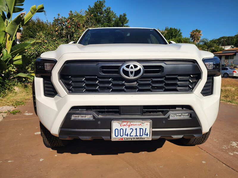 toyota tacoma 2024 3TMLB5JN8RM070418 image toyota tacoma 2024 3TMLB5JN8RM070418 image