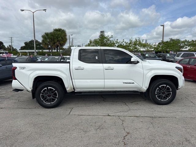 toyota tacoma 2024 3TYKB5FNXRT013002 image toyota tacoma 2024 3TYKB5FNXRT013002 image