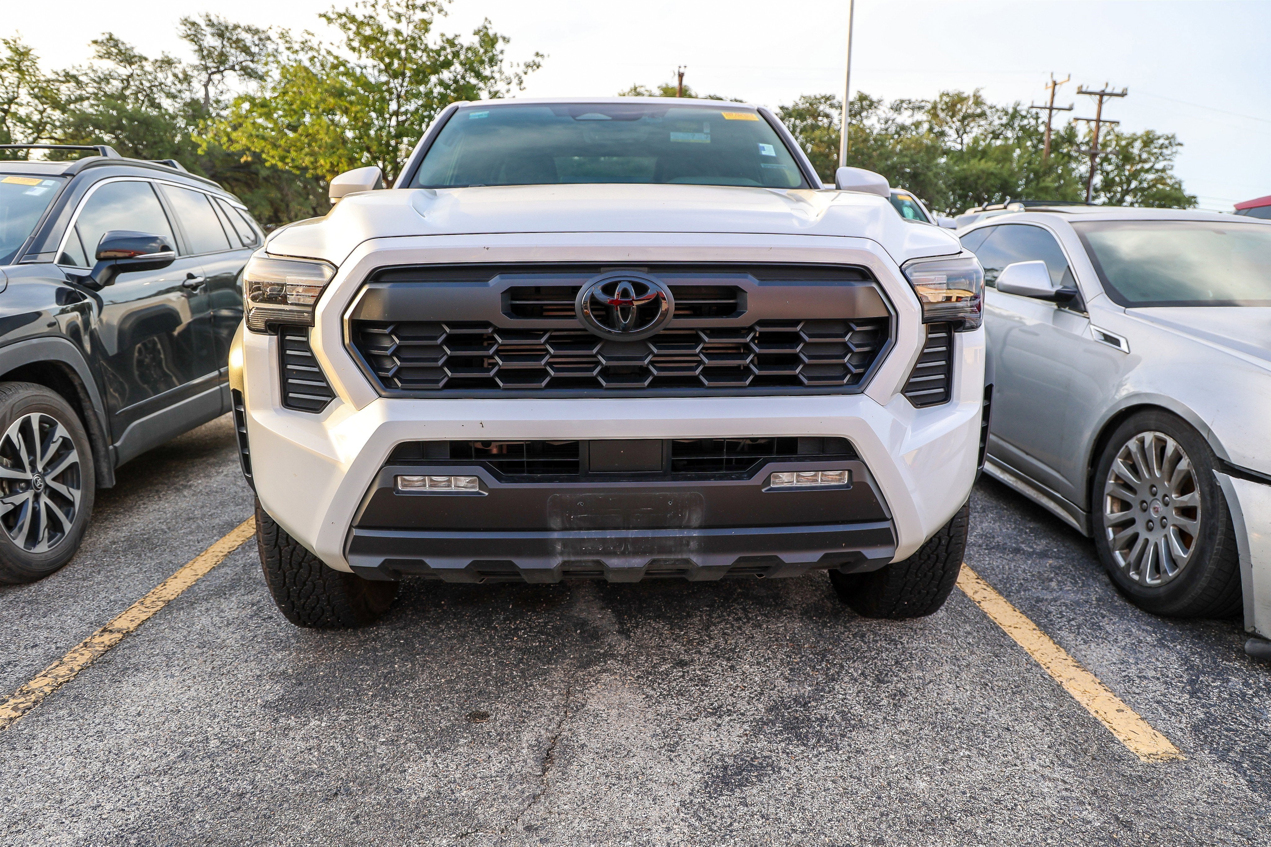 toyota tacoma 2024 3TMLB5JN6RM062348 image toyota tacoma 2024 3TMLB5JN6RM062348 image