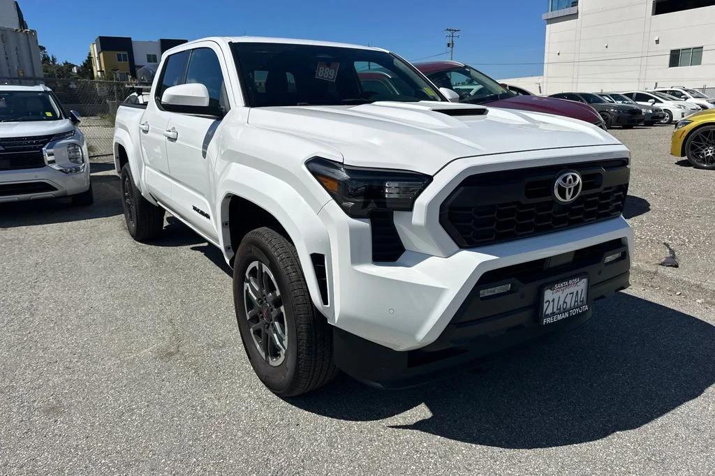 toyota tacoma 2024 3TMLB5JN7RM005656 image toyota tacoma 2024 3TMLB5JN7RM005656 image