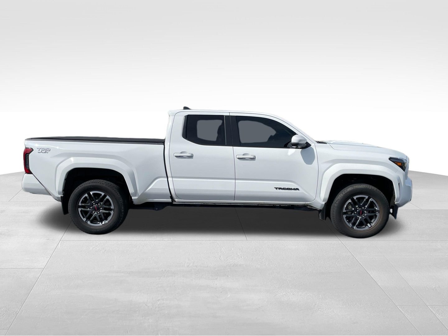 toyota tacoma 2024 3TMLB5JN1RM053931 image toyota tacoma 2024 3TMLB5JN1RM053931 image