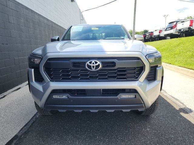toyota tacoma 2024 3TMLB5JN9RM026900 image toyota tacoma 2024 3TMLB5JN9RM026900 image