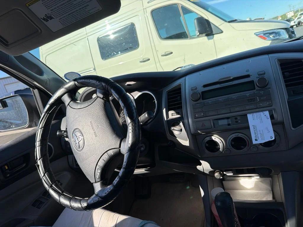 toyota tacoma 2011 3TMLU4EN9BM068360 image toyota tacoma 2011 3TMLU4EN9BM068360 image