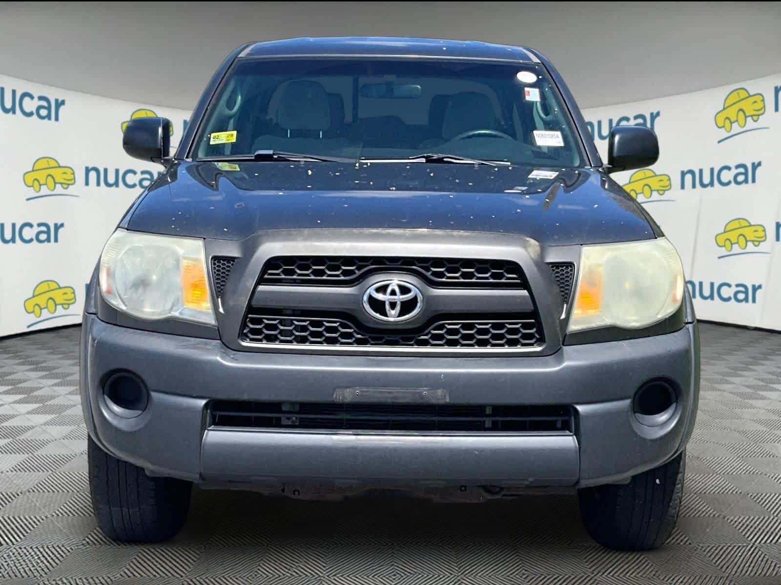 toyota tacoma 2011 3TMLU4ENXBM070490 image toyota tacoma 2011 3TMLU4ENXBM070490 image