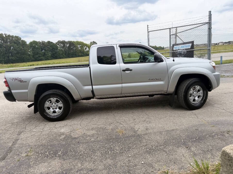 toyota tacoma 2011 5TFUU4EN0BX020325 image toyota tacoma 2011 5TFUU4EN0BX020325 image