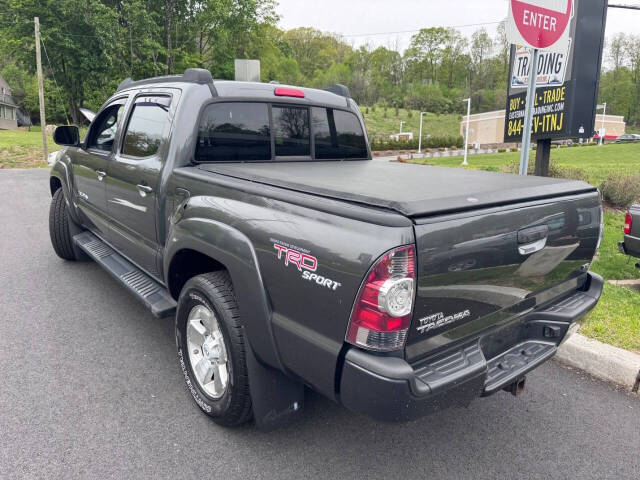 toyota tacoma 2011 3TMLU4EN5BM070123 image toyota tacoma 2011 3TMLU4EN5BM070123 image