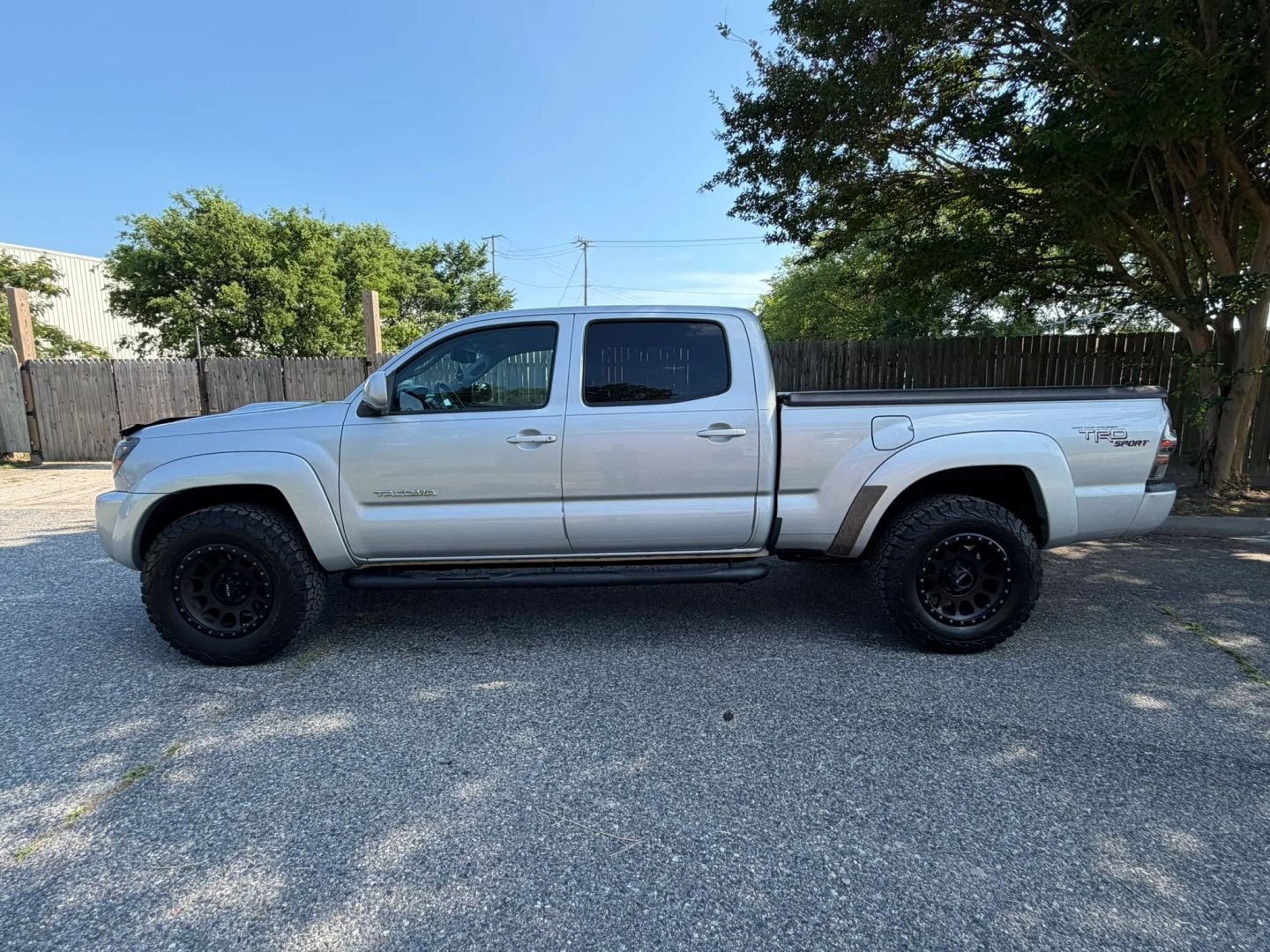 toyota tacoma 2011 3TMKU4HN8BM028679 image toyota tacoma 2011 3TMKU4HN8BM028679 image