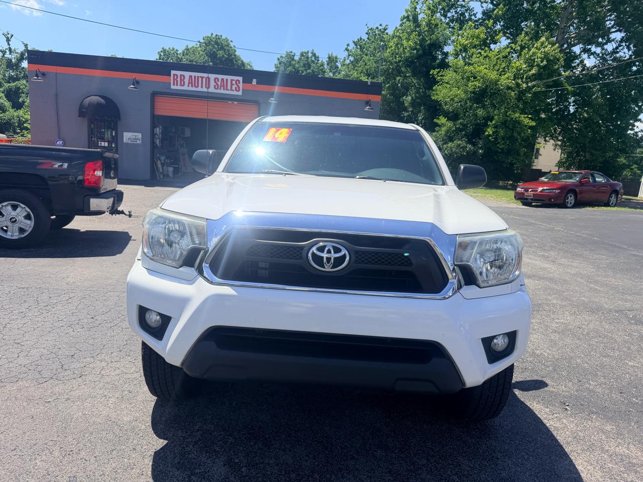 toyota tacoma 2014 3TMJU4GN9EM157919 image toyota tacoma 2014 3TMJU4GN9EM157919 image