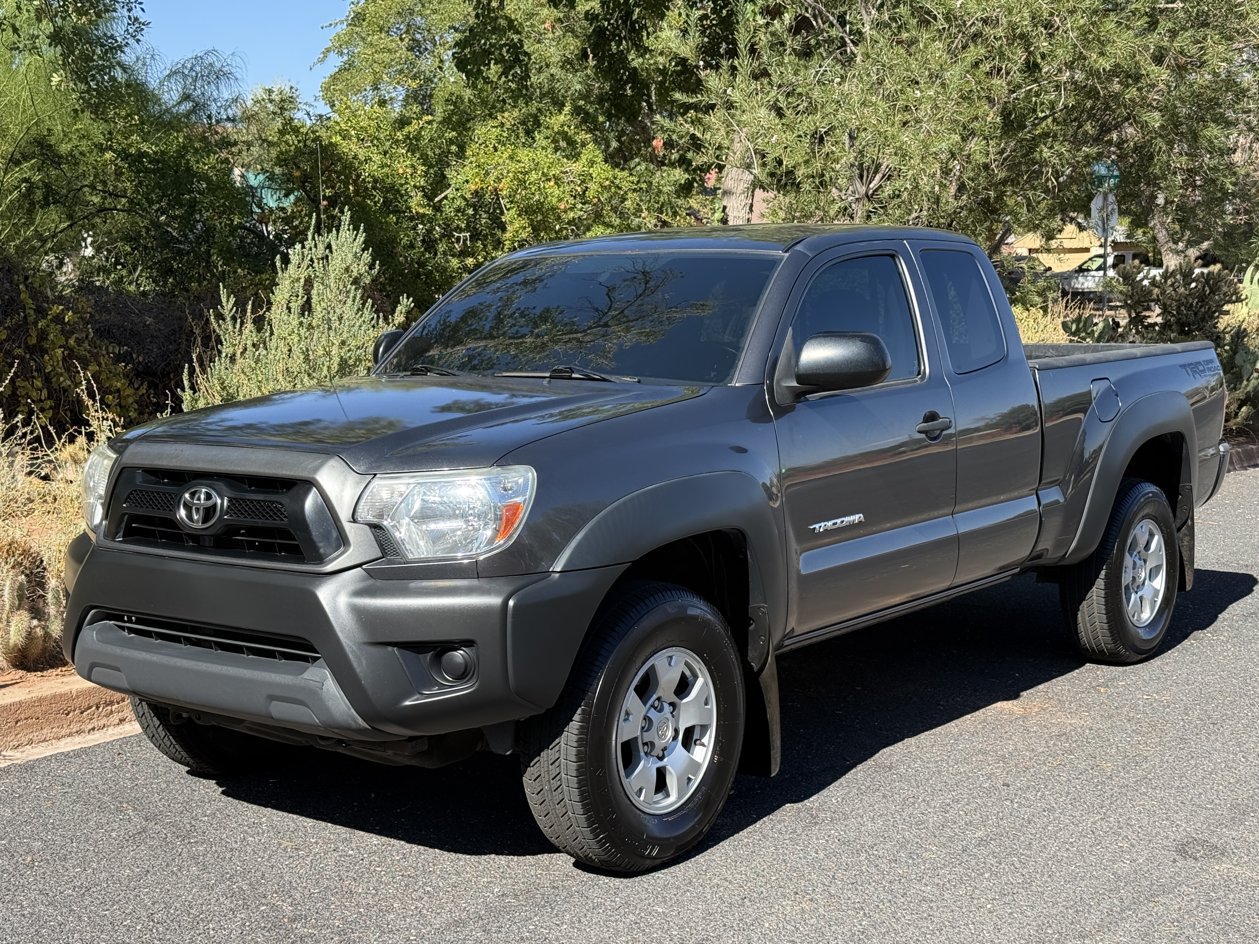 toyota tacoma 2014 5TFTX4GN4EX031526 image toyota tacoma 2014 5TFTX4GN4EX031526 image