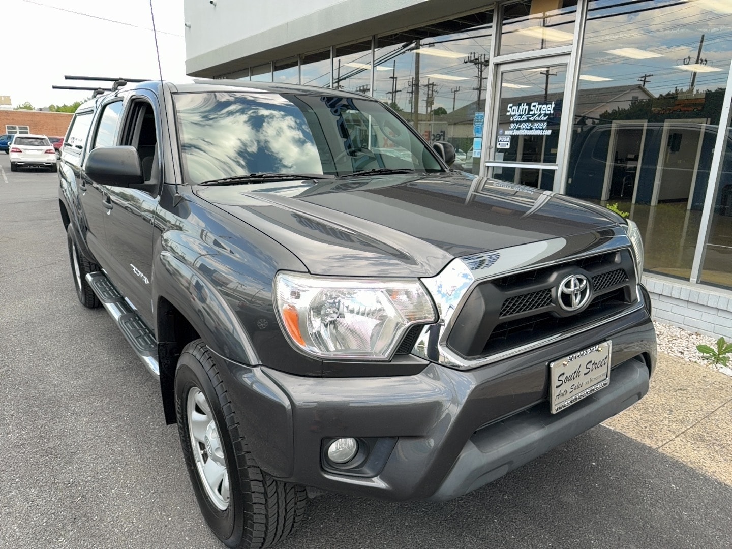 toyota tacoma 2014 3TMLU4EN9EM141974 image