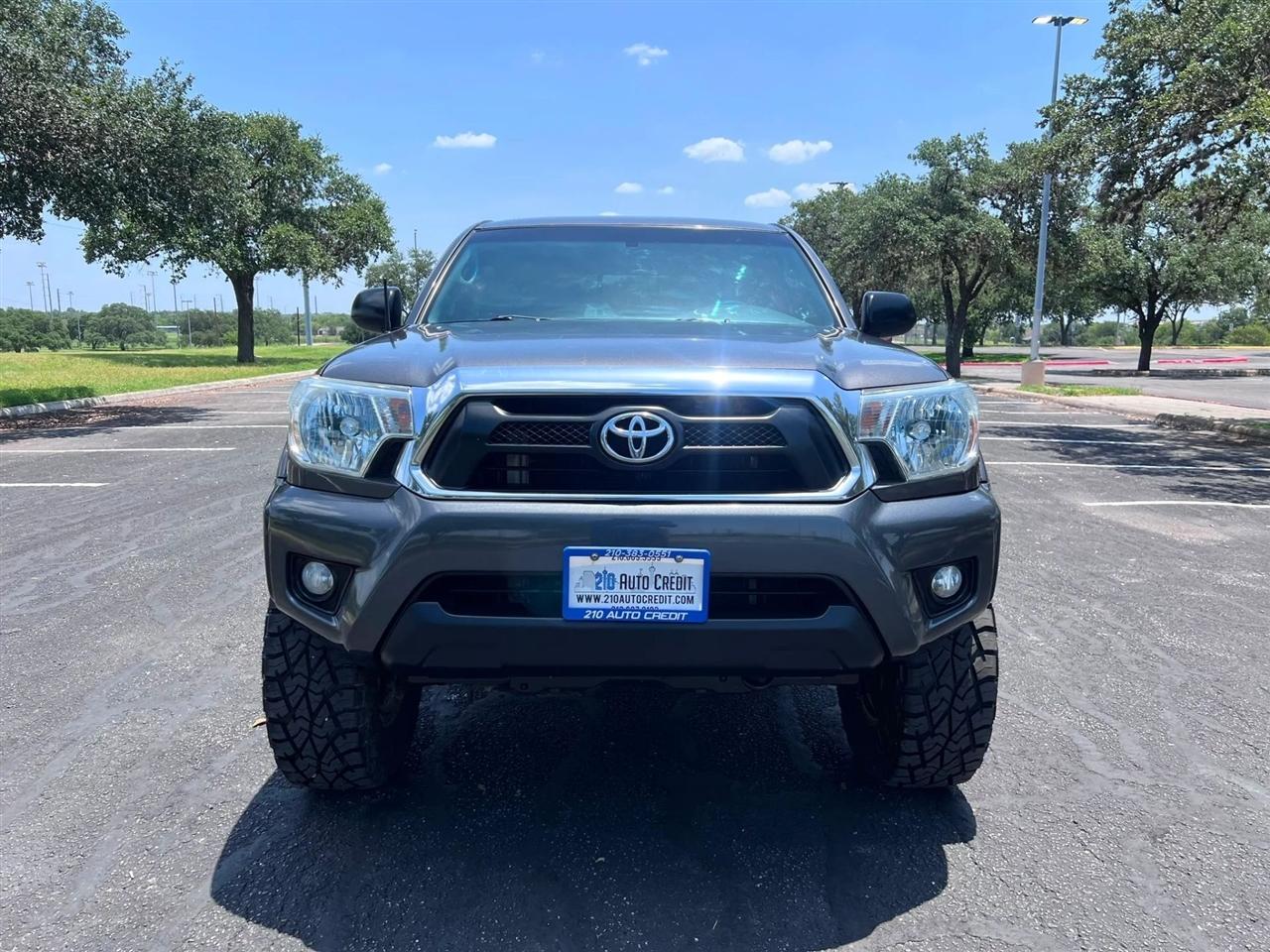 toyota tacoma 2015 5TFJU4GN8FX075725 image