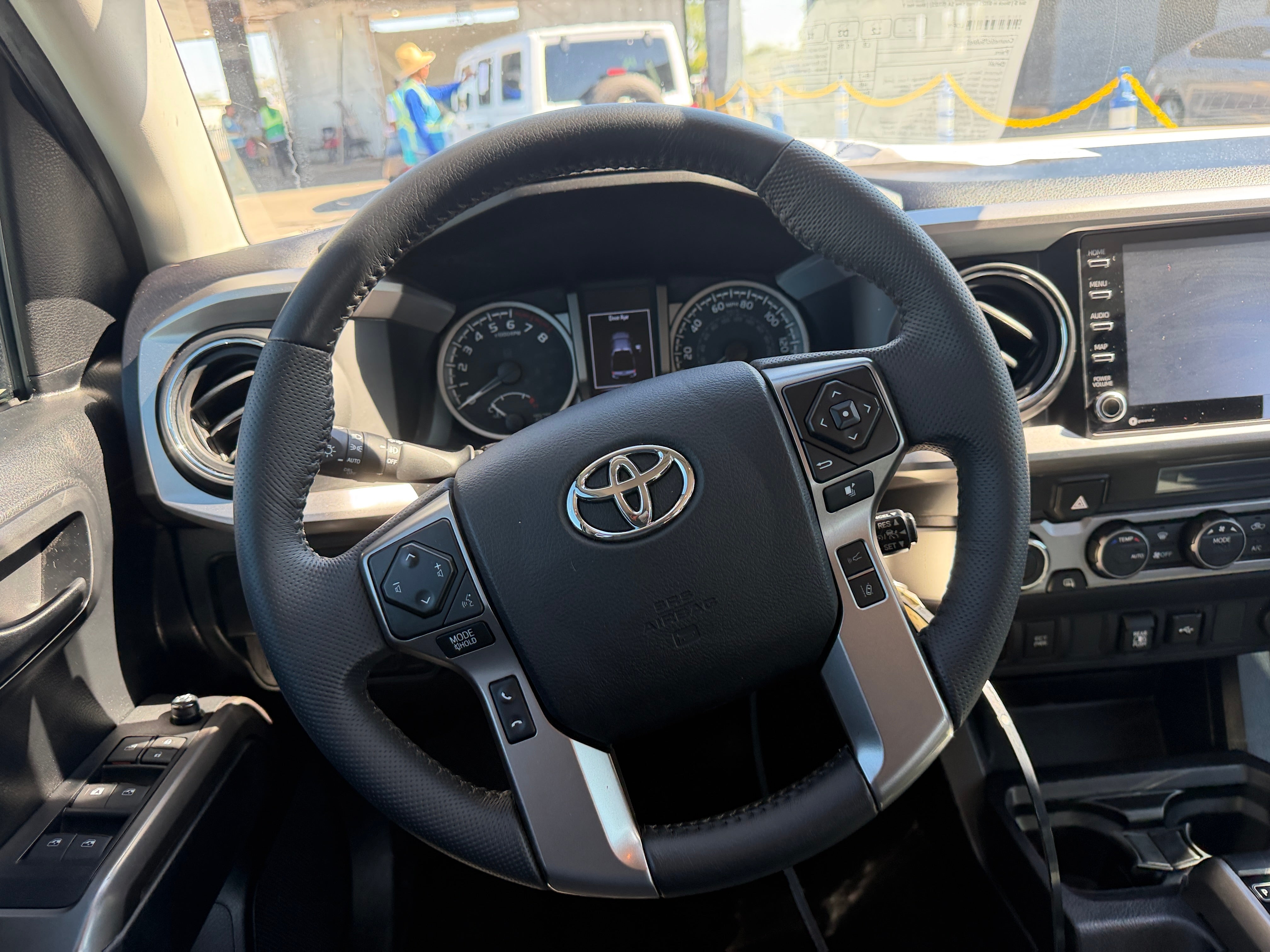 toyota tacoma 2022 3TMCZ5AN1NM480502 image toyota tacoma 2022 3TMCZ5AN1NM480502 image