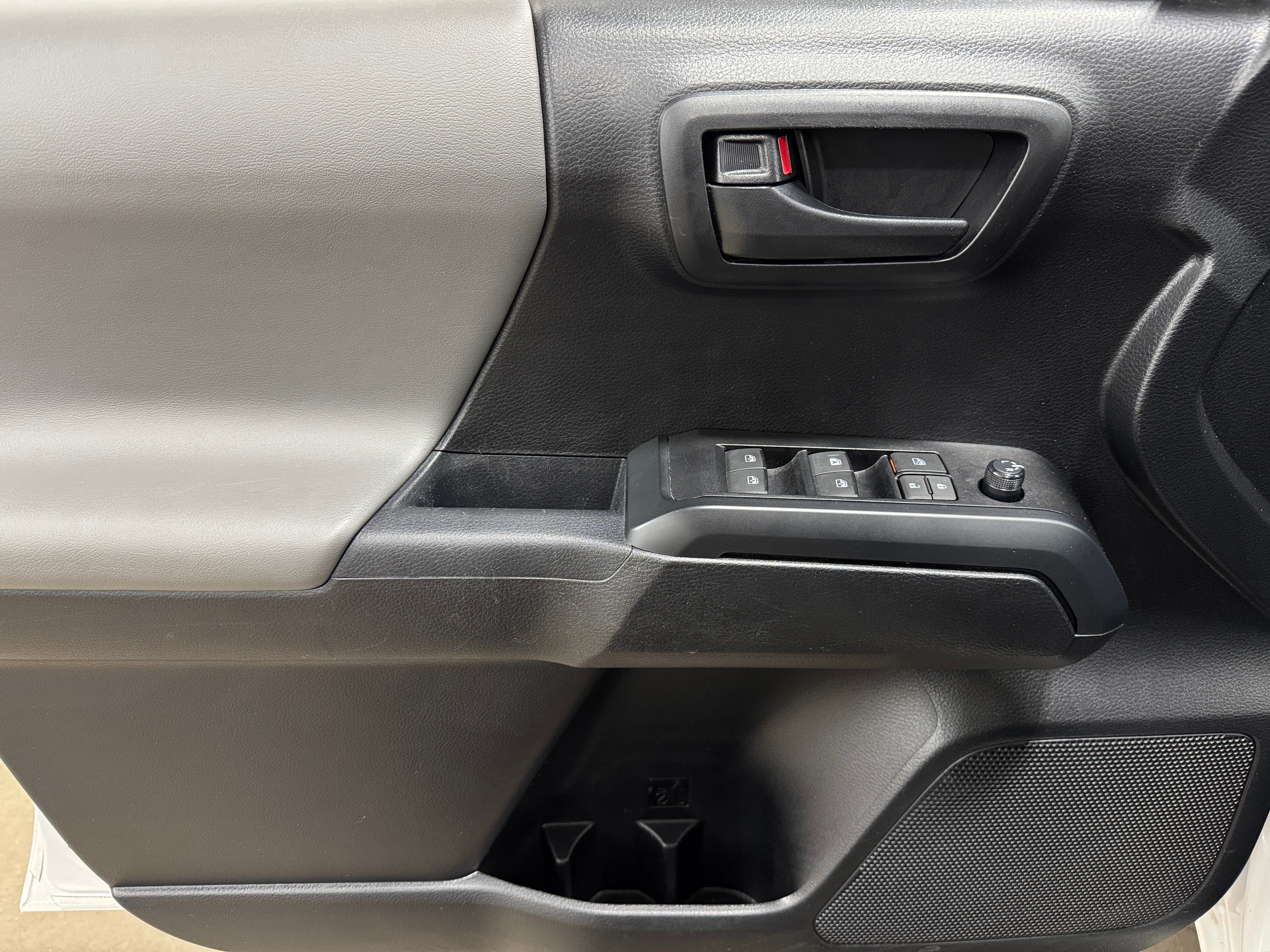 toyota tacoma 2022 3TMCZ5AN3NM471431 image toyota tacoma 2022 3TMCZ5AN3NM471431 image