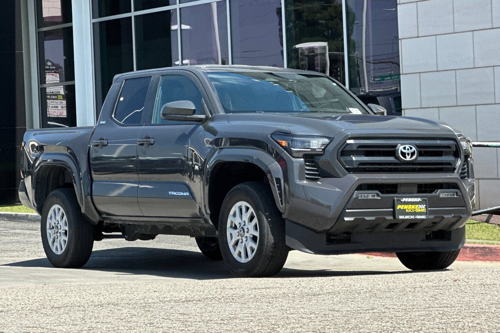toyota tacoma 2025 3TMLB5JN7SM112499 image toyota tacoma 2025 3TMLB5JN7SM112499 image
