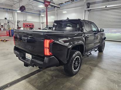 toyota tacoma 2025 3TYLD5KN8ST013929 image toyota tacoma 2025 3TYLD5KN8ST013929 image