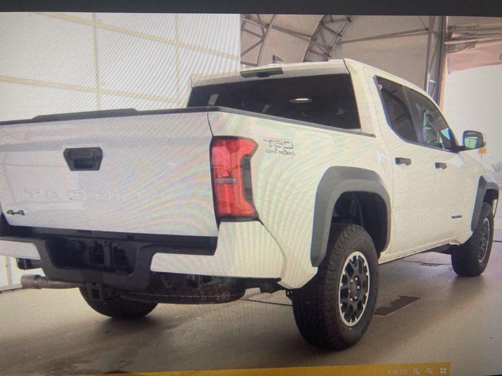 toyota tacoma 2025 3TMLB5JN1SM143067 image toyota tacoma 2025 3TMLB5JN1SM143067 image