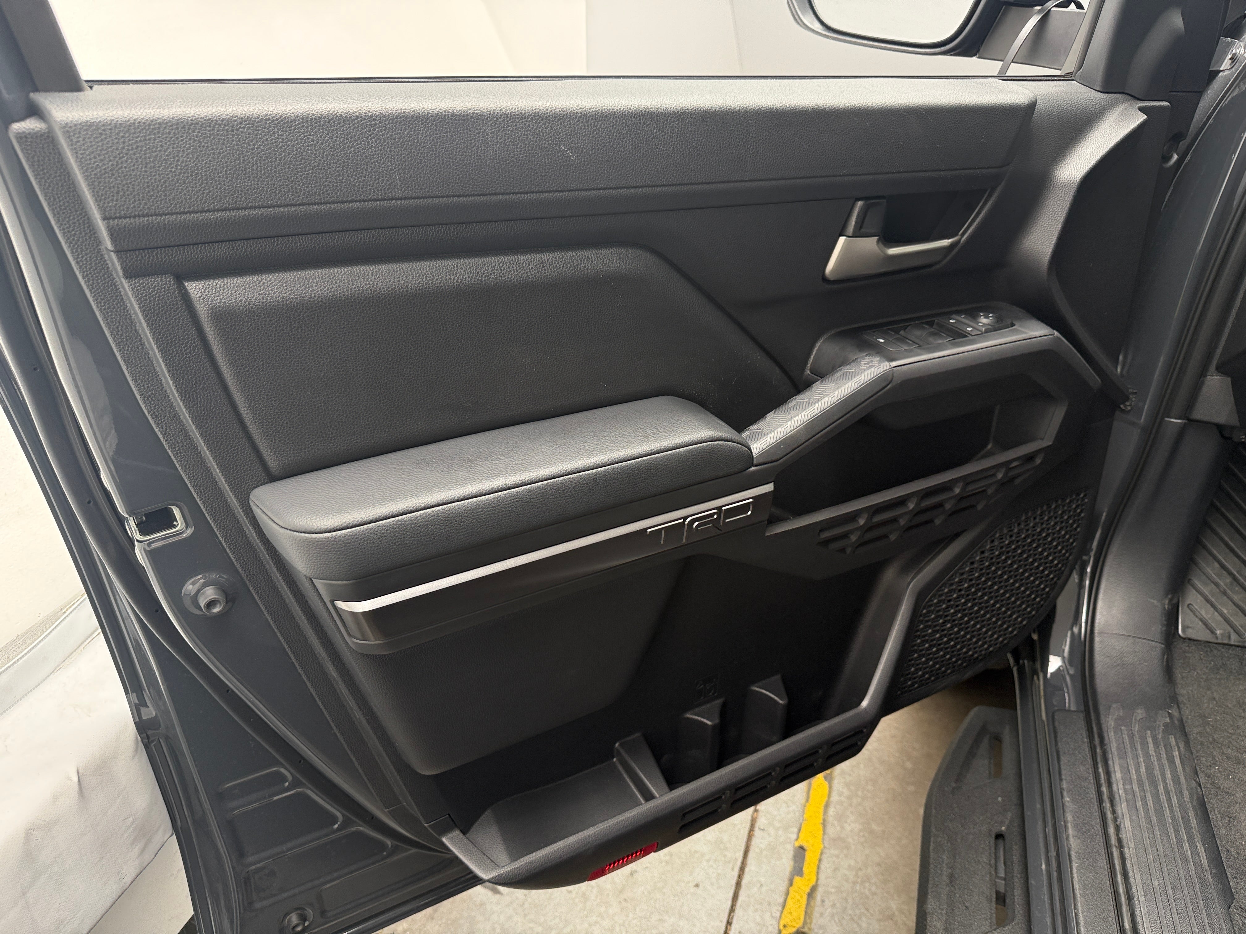 toyota tacoma 2025 3TYLC5LNXST037232 image toyota tacoma 2025 3TYLC5LNXST037232 image