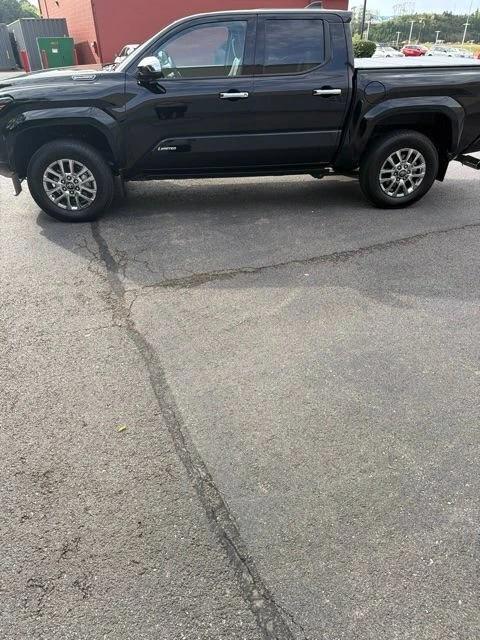 toyota tacoma 2025 3TYLC5LN6ST041116 image toyota tacoma 2025 3TYLC5LN6ST041116 image