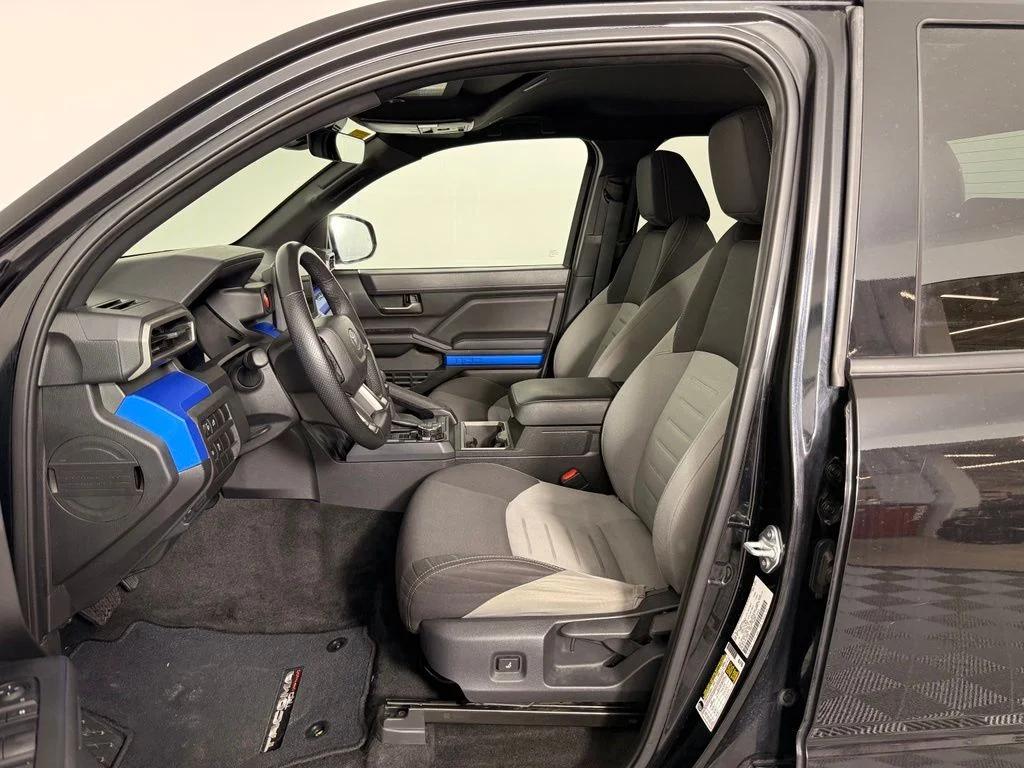 toyota tacoma 2025 3TMLB5JN1SM125409 image toyota tacoma 2025 3TMLB5JN1SM125409 image