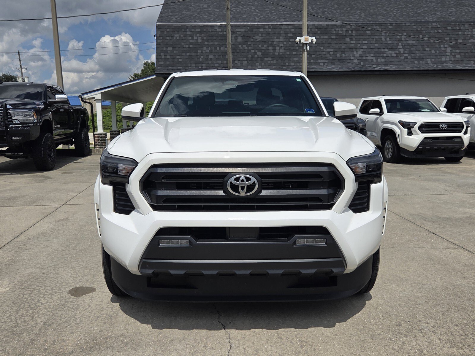 toyota tacoma 2025 3TYKB5FNXST024541 image toyota tacoma 2025 3TYKB5FNXST024541 image