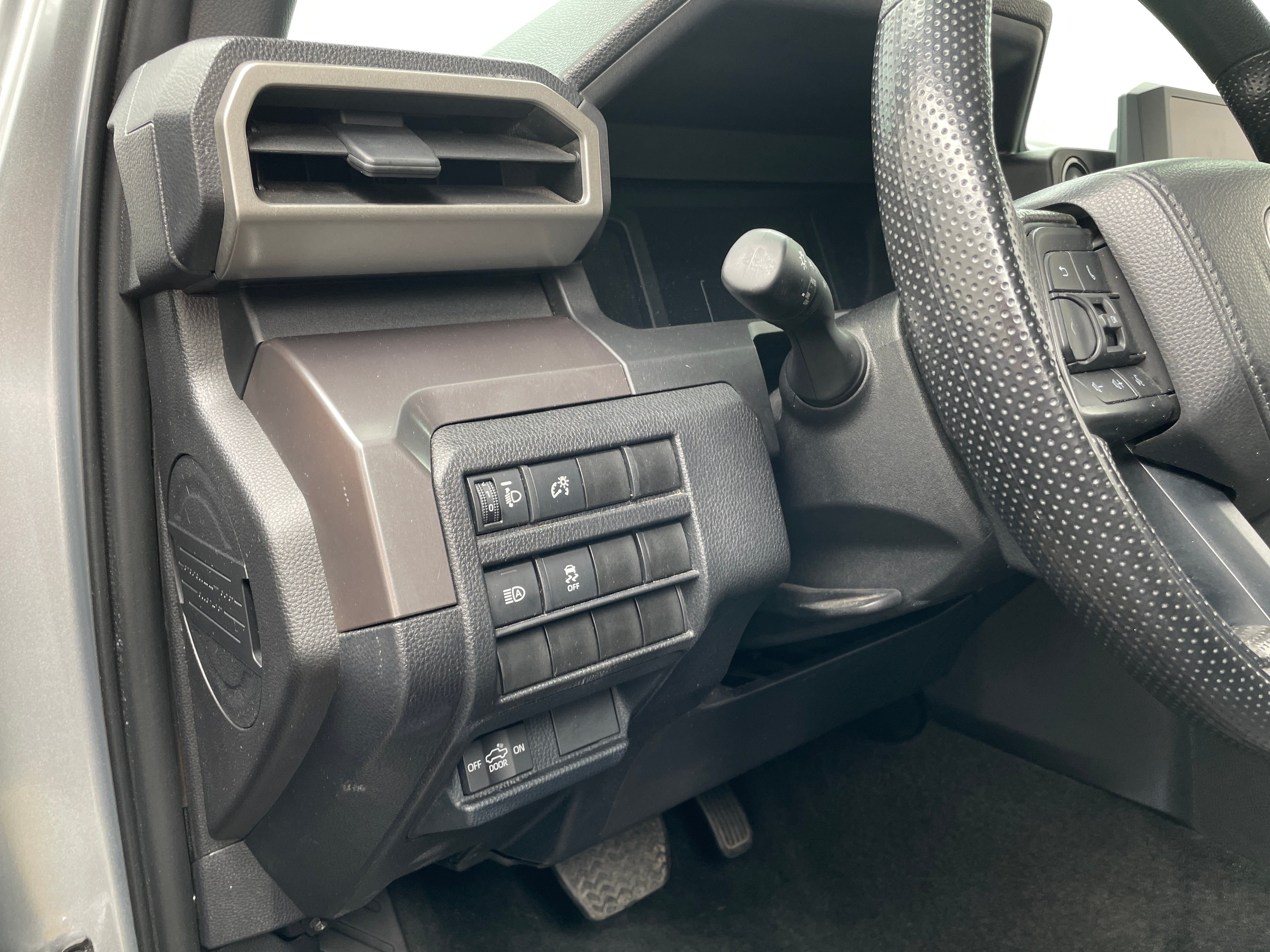toyota tacoma 2025 3TMLB5JN1SM152626 image toyota tacoma 2025 3TMLB5JN1SM152626 image