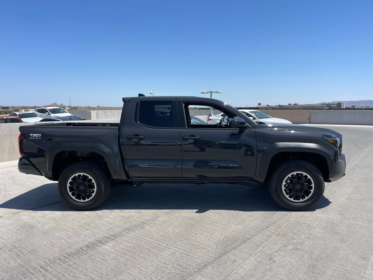 toyota tacoma 2025 3TMLB5JN8SM194095 image toyota tacoma 2025 3TMLB5JN8SM194095 image