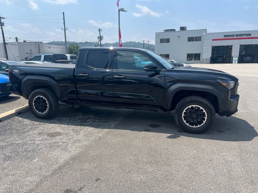 toyota tacoma 2025 3TMLB5JN2SM191810 image toyota tacoma 2025 3TMLB5JN2SM191810 image