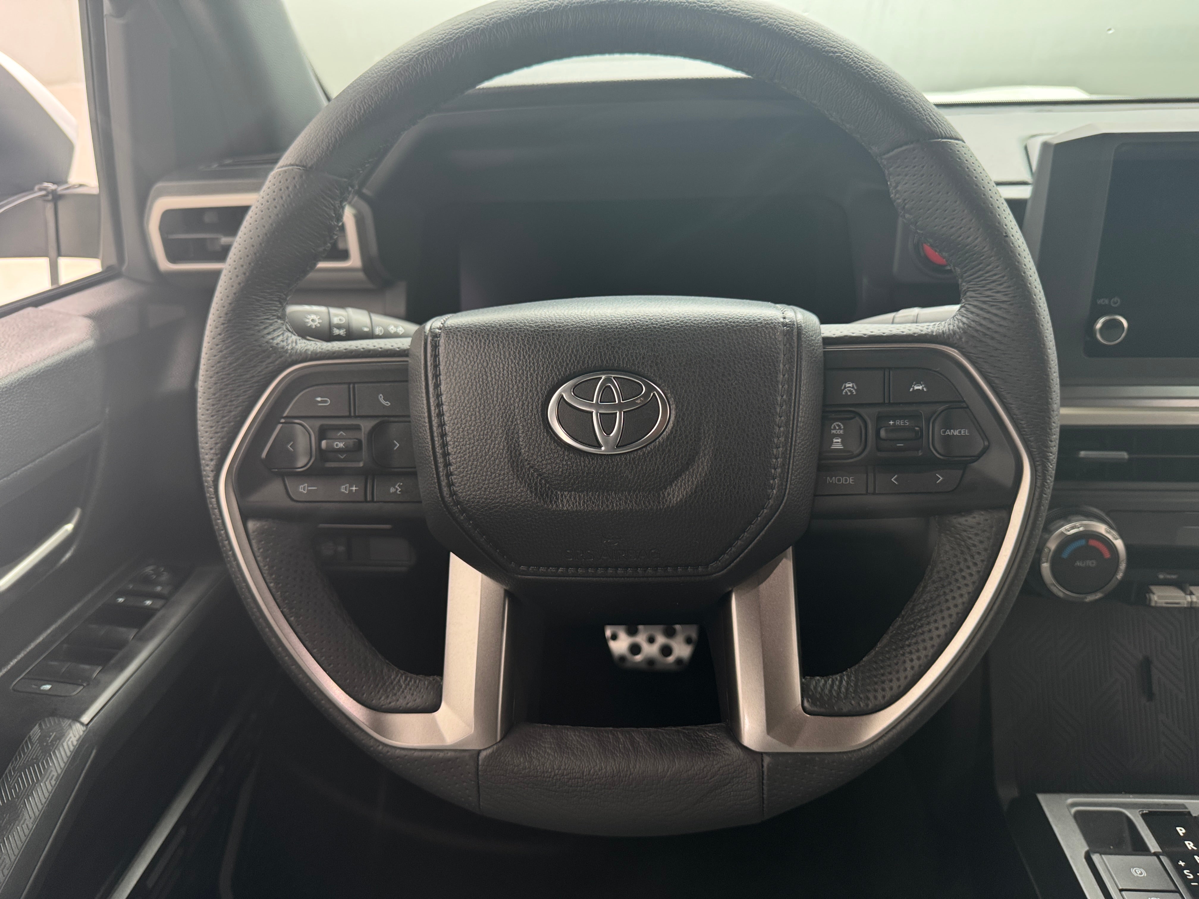 toyota tacoma 2025 3TYLB5JN7ST102477 image toyota tacoma 2025 3TYLB5JN7ST102477 image