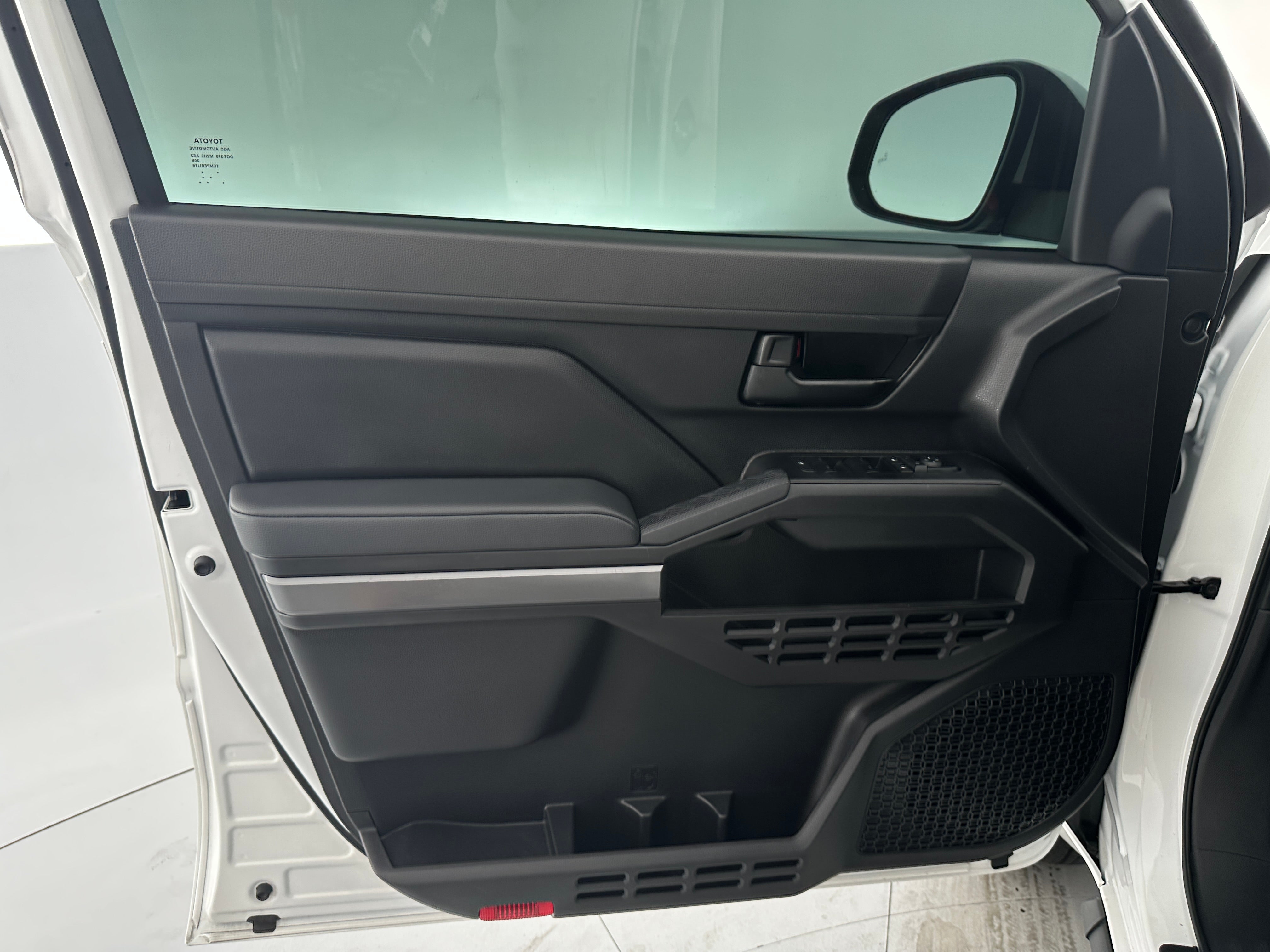 toyota tacoma 2025 3TMKB5FN5SM044532 image toyota tacoma 2025 3TMKB5FN5SM044532 image