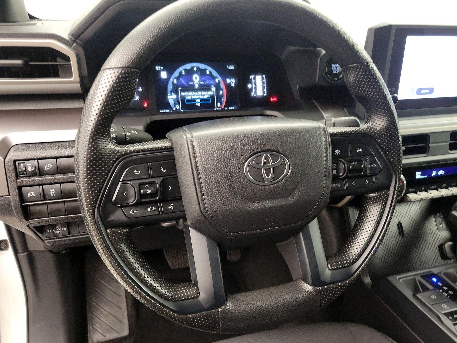 toyota tacoma 2025 3TMLB5JN4SM088596 image toyota tacoma 2025 3TMLB5JN4SM088596 image