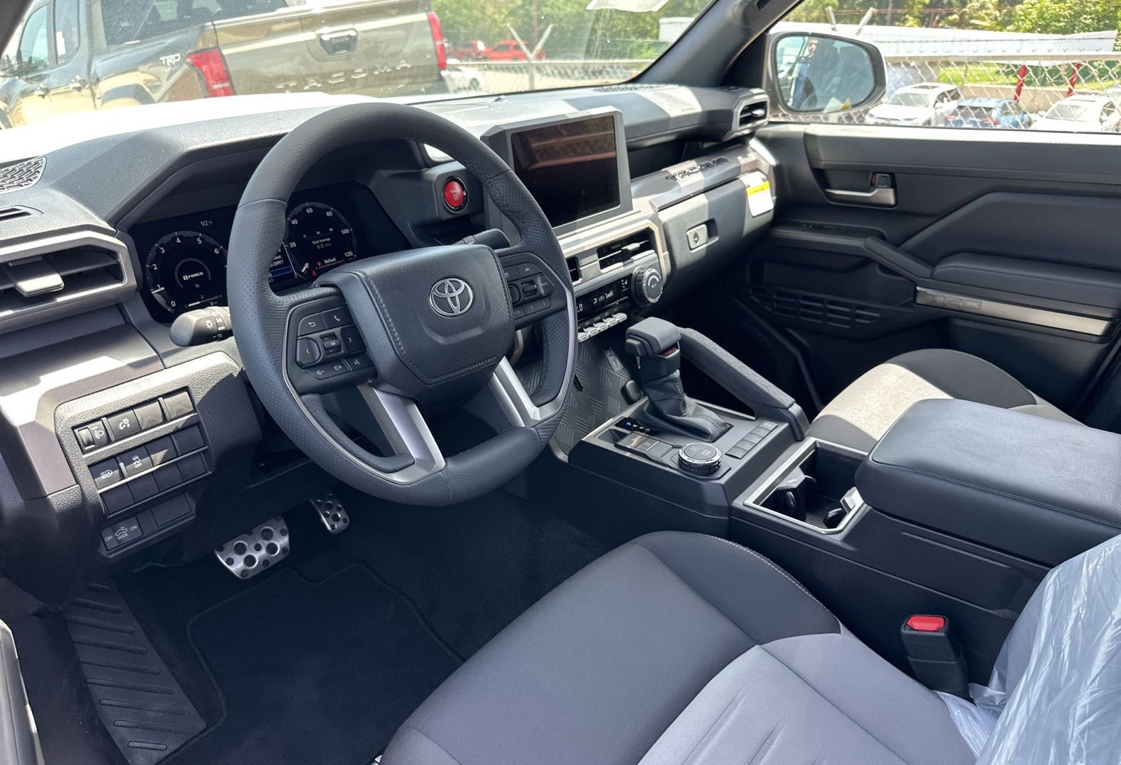 toyota tacoma 2025 3TYKB5FNXST021994 image toyota tacoma 2025 3TYKB5FNXST021994 image