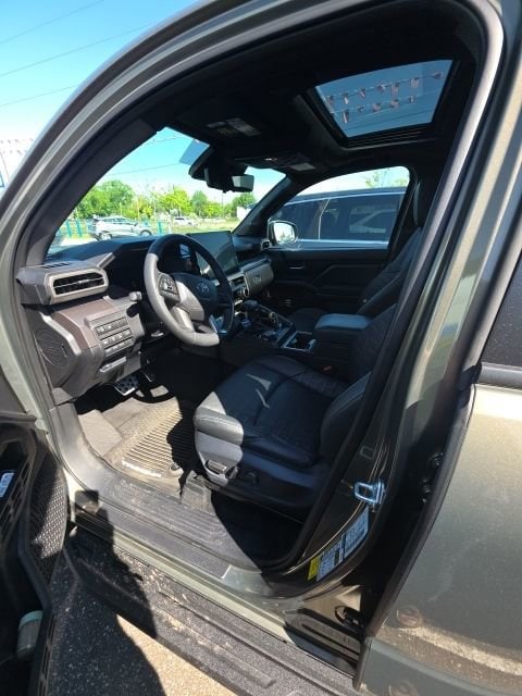 toyota tacoma 2025 3TMLB5JN7SM137418 image toyota tacoma 2025 3TMLB5JN7SM137418 image