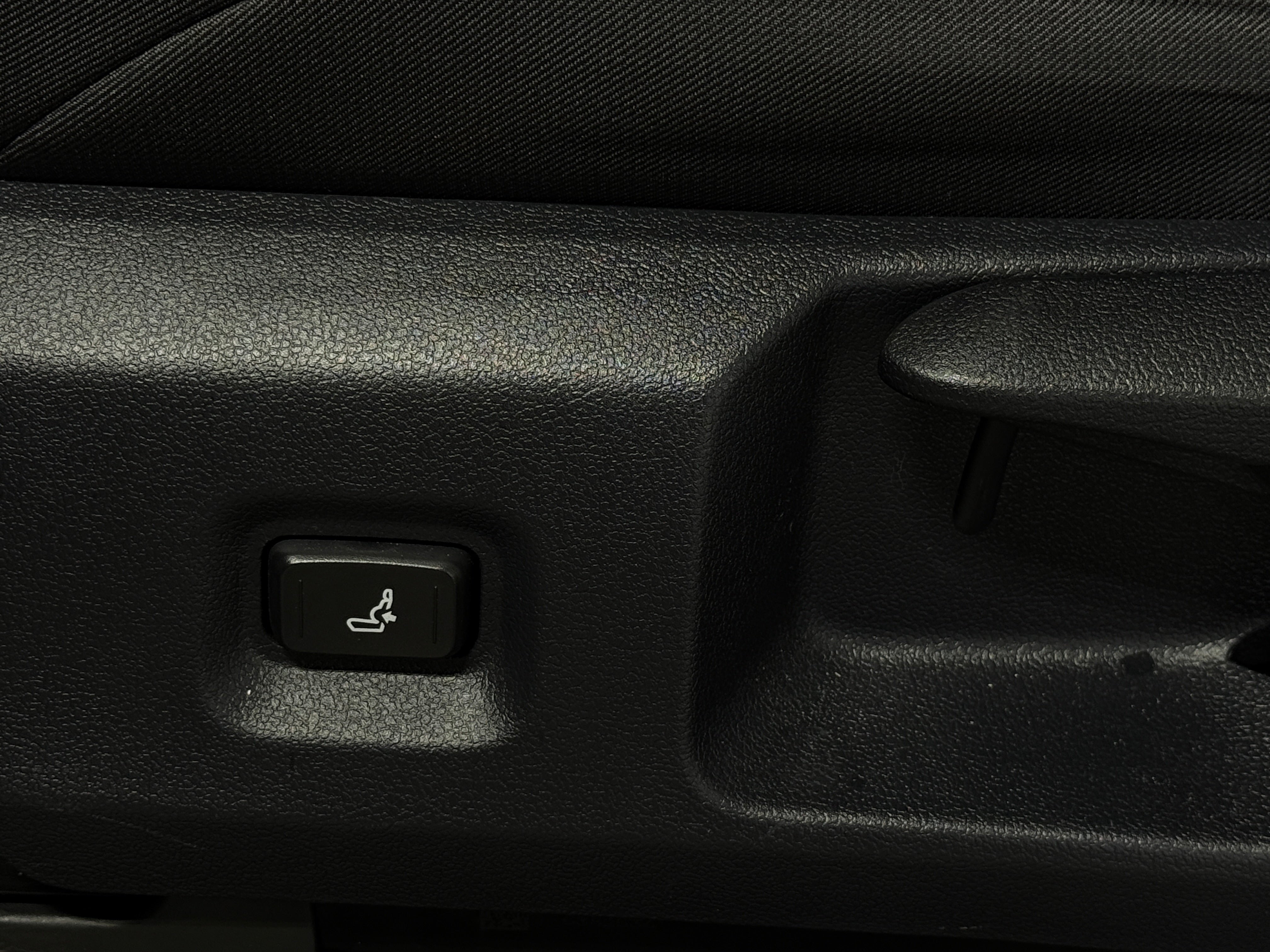 toyota tacoma 2025 3TYKD5HN4ST025675 image toyota tacoma 2025 3TYKD5HN4ST025675 image