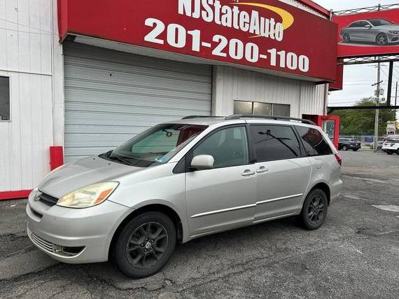 TOYOTA SIENNA 2005 5TDBA22C25S051710 image