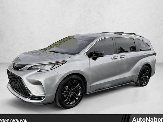 TOYOTA SIENNA 2022 5TDDRKEC3NS120000 image TOYOTA SIENNA 2022 5TDDRKEC3NS120000 image