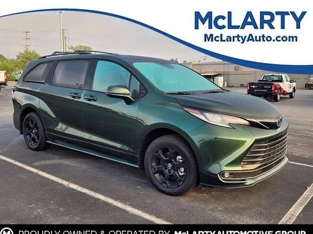 TOYOTA SIENNA 2025 5TDCSKFC7SS167198 image