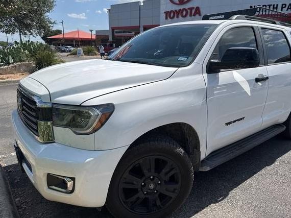 TOYOTA SEQUOIA 2019 5TDBY5G18KS170930 image