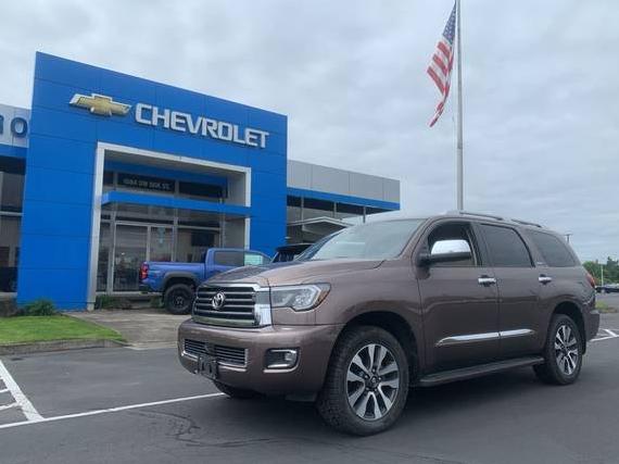 TOYOTA SEQUOIA 2018 5TDJY5G17JS156334 image