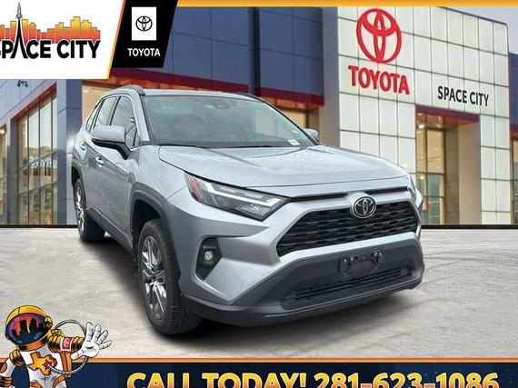TOYOTA RAV4 2022 2T3A1RFV0NC289104 image